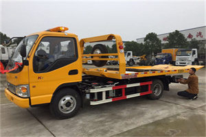 开福哪里有拖车服务